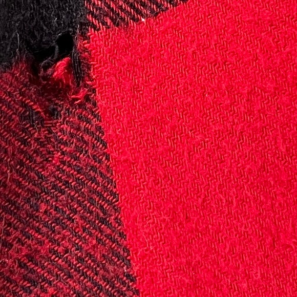 Denim & Flower by Ricky Singh Red & Black Buffalo Plaid Flannel Shirt - Men’s M - Picture 6 of 14